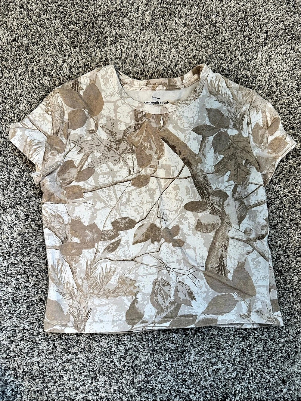 Abercrombie & Fitch Camo Baby Tee Size XS